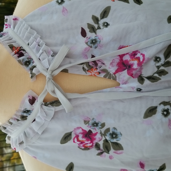 WHBM Top - Picture 3 of 8